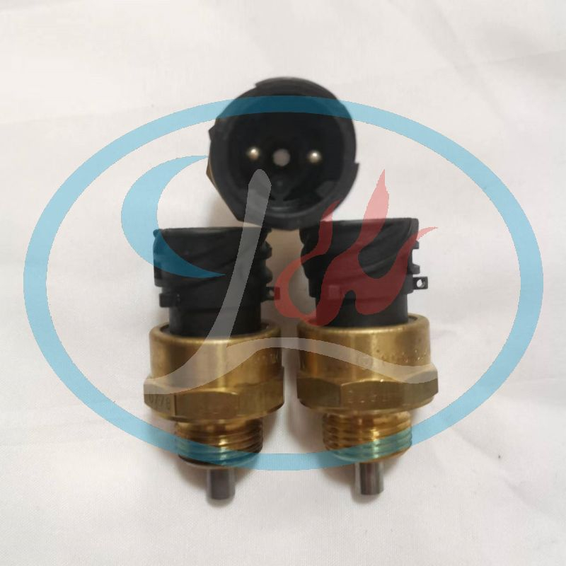 Back lamp switch 0501210058 Oil Pressure Sensor 2007380 for VT/VTO Series, ZF Series, AS TRONIC