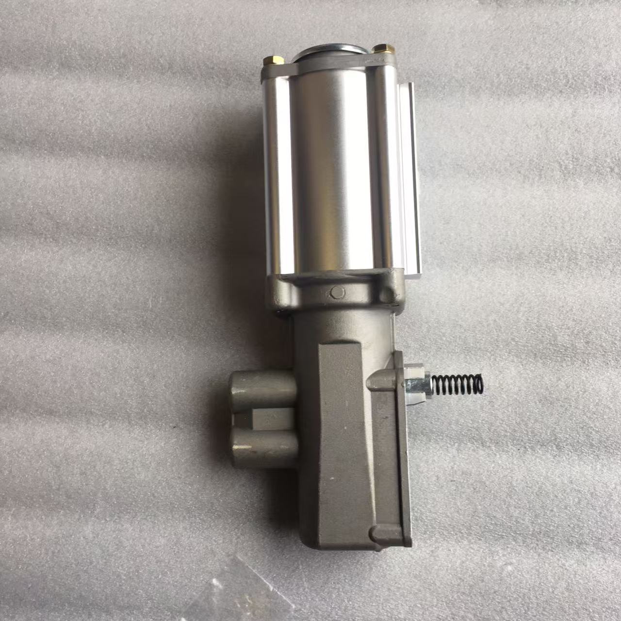 ZF Manual transmission booster cylinder 0501 223 660