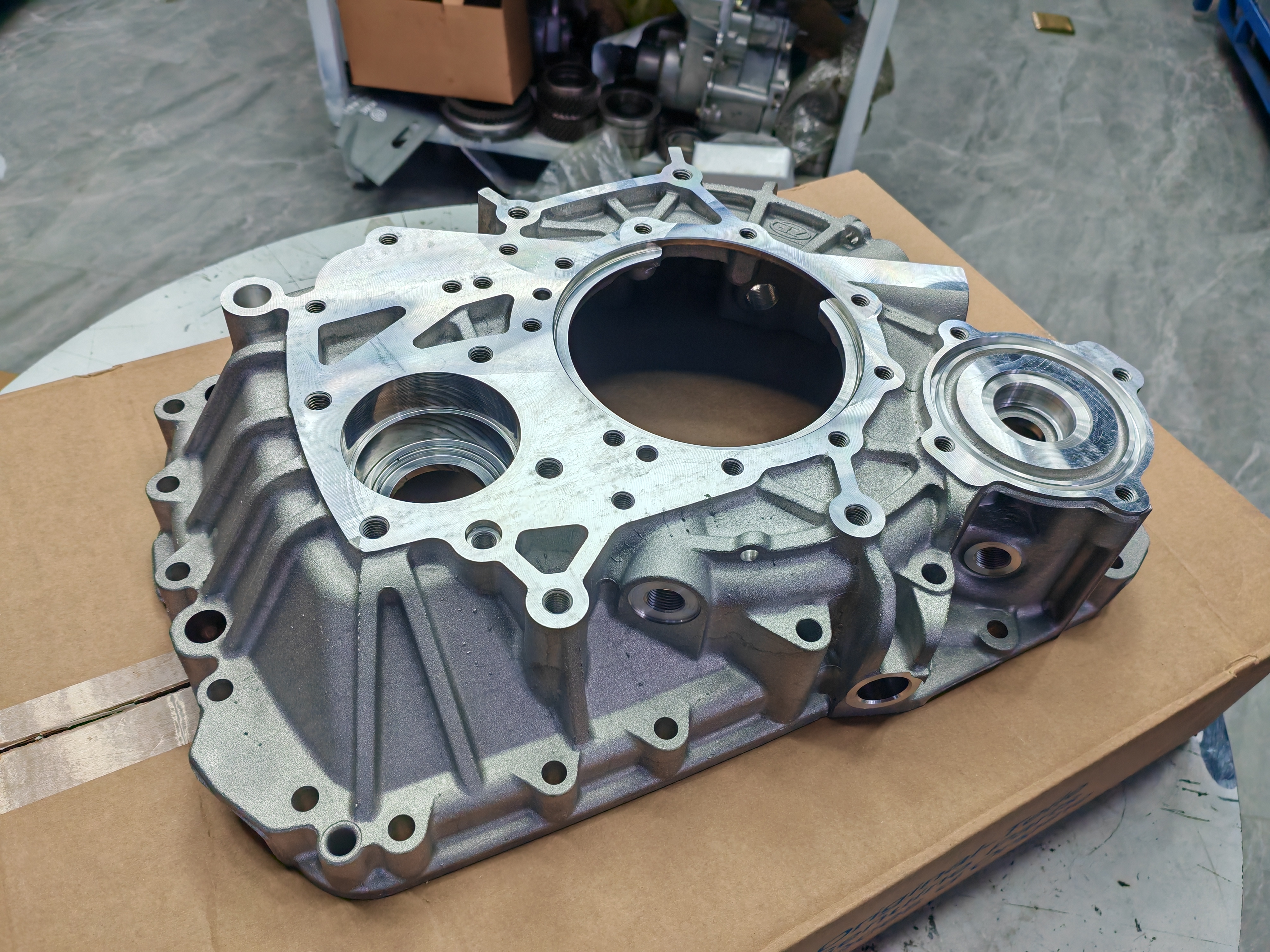 ZF16S151 16S181 16S221 Transmission Assembly Sub-box Rear Housing 1315 401 224