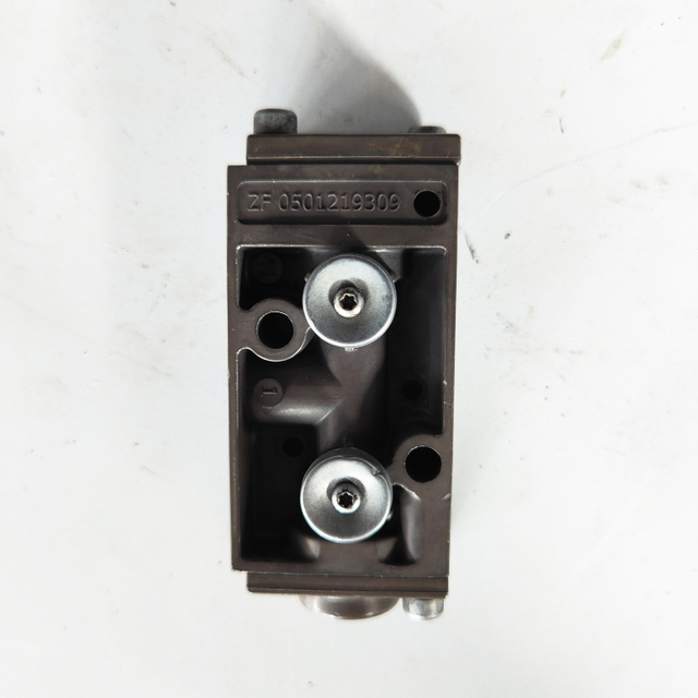 Heavy Truck Transmission Parts 5/2 WAY VALVE 0501219309 