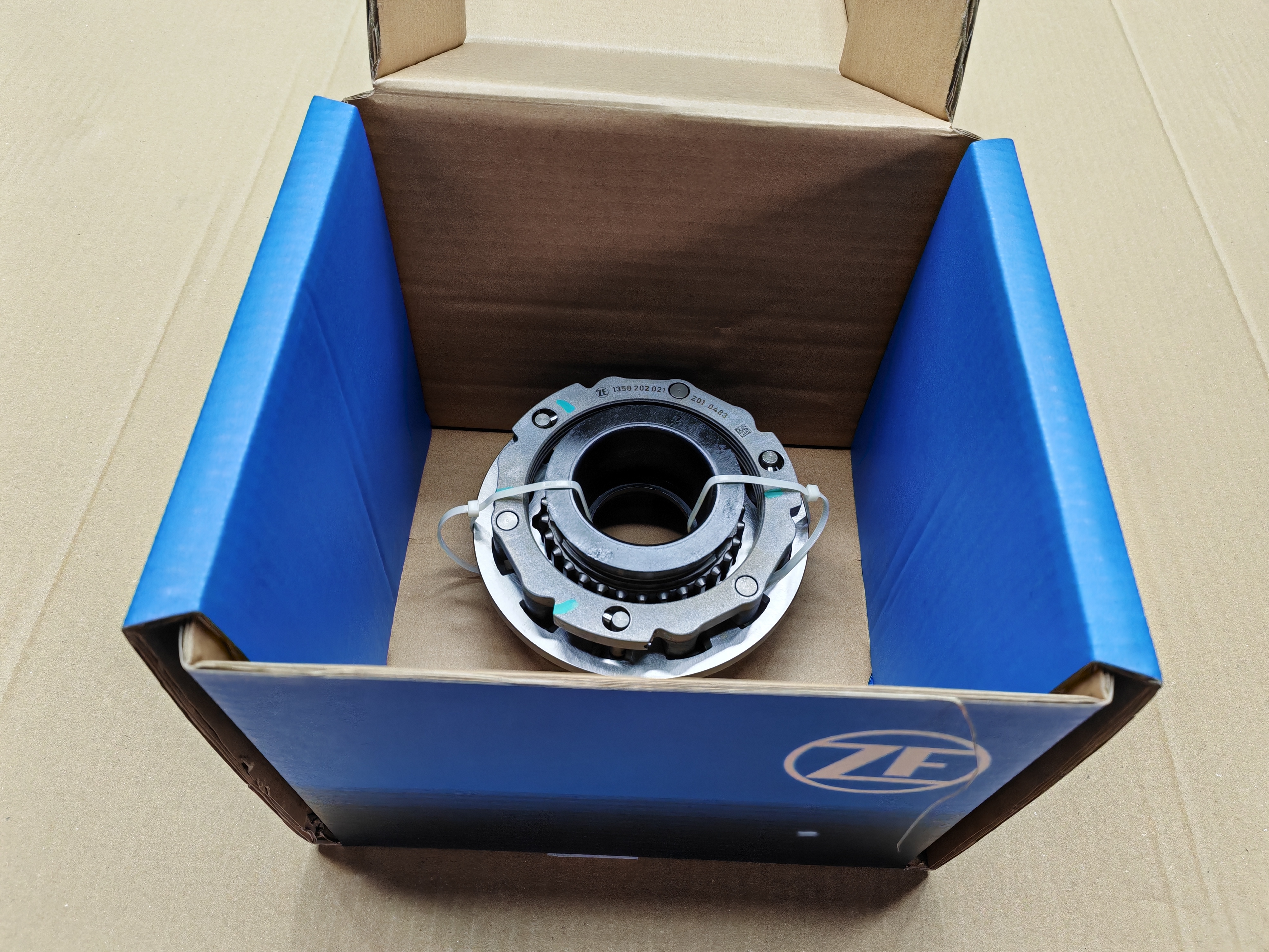 Zf12-speed automatic transmission 12TX2621TD 12TX2820TO main box Synchronizer Assembly ZF1358 202 023