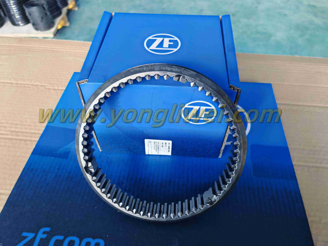 Original German-made ZF16S221 Gearbox Synchronizer 1310 304 202 Synchronizer Gear Sleeve