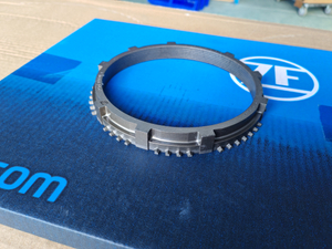 German ZF16S221 Gearbox Synchronizer Z1296 333 045 Synchronizer Ring