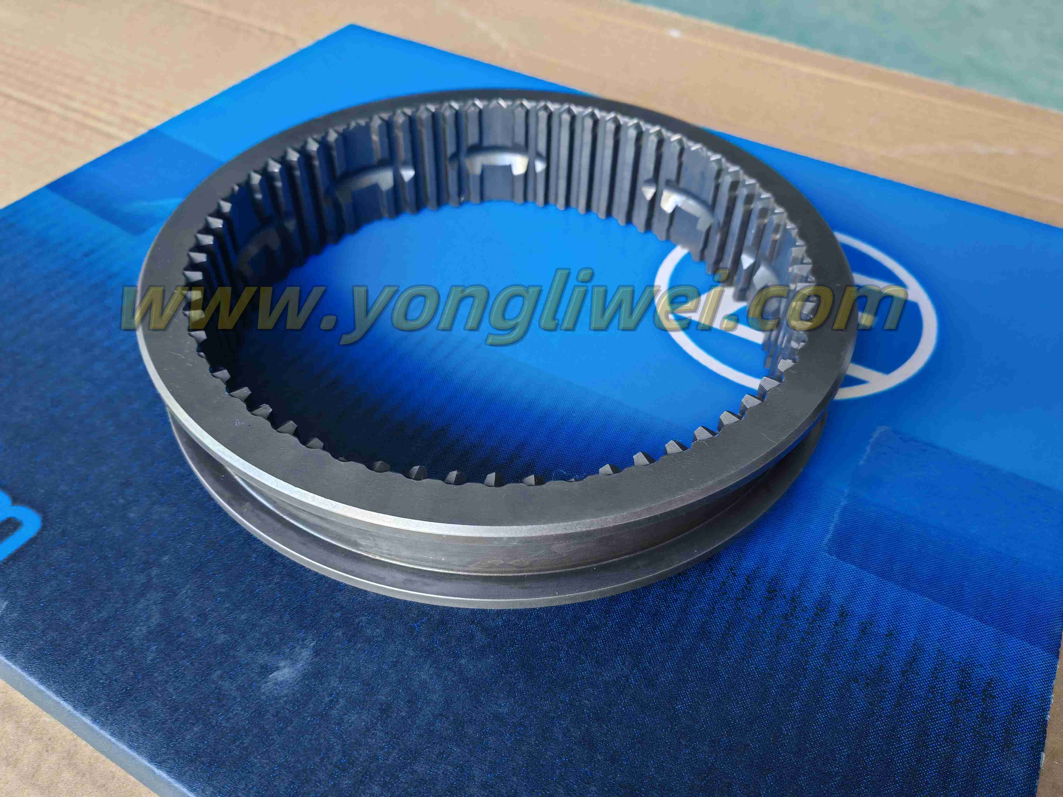 Original German-made ZF16S221 Gearbox Synchronizer 1316 334 034 Synchronizer Gear Sleeve