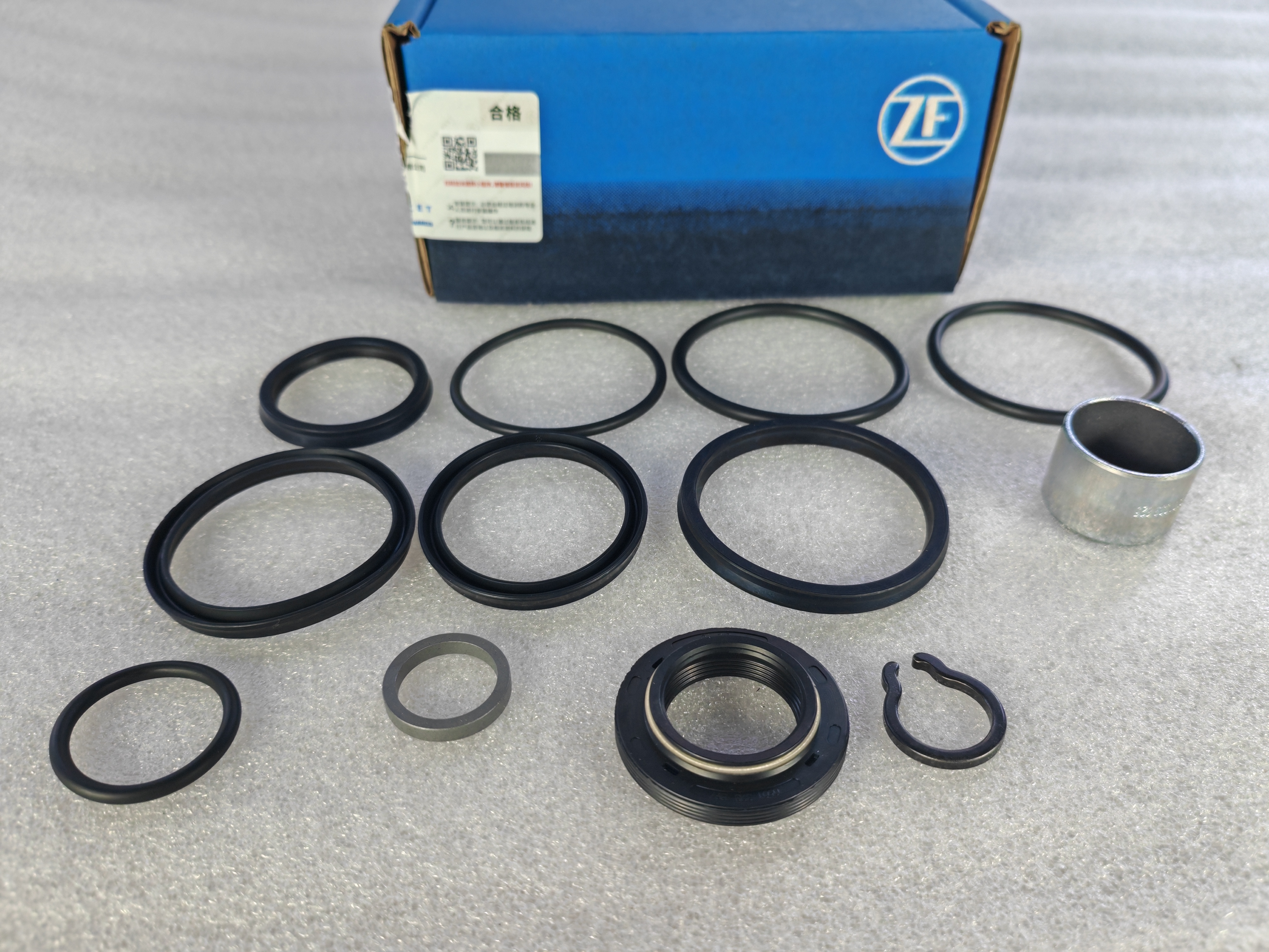 ZF TRAXON 12TX2620 Transmission Assembly Cylinder Repair Kit 1358 298 009