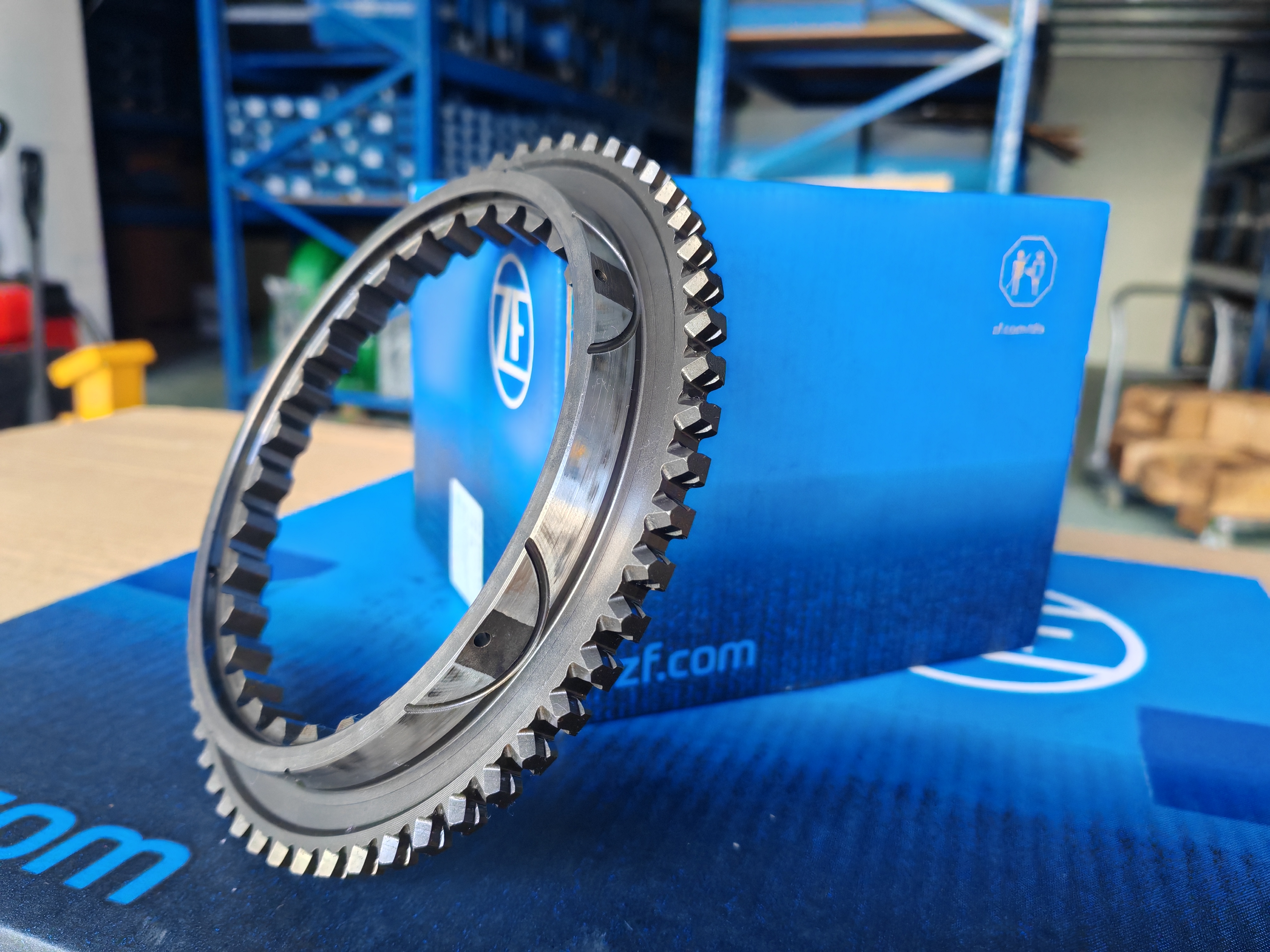 Original German-made ZF16S221 Gearbox Synchronizer 1316 304 190 Synchronizer Gear Cone