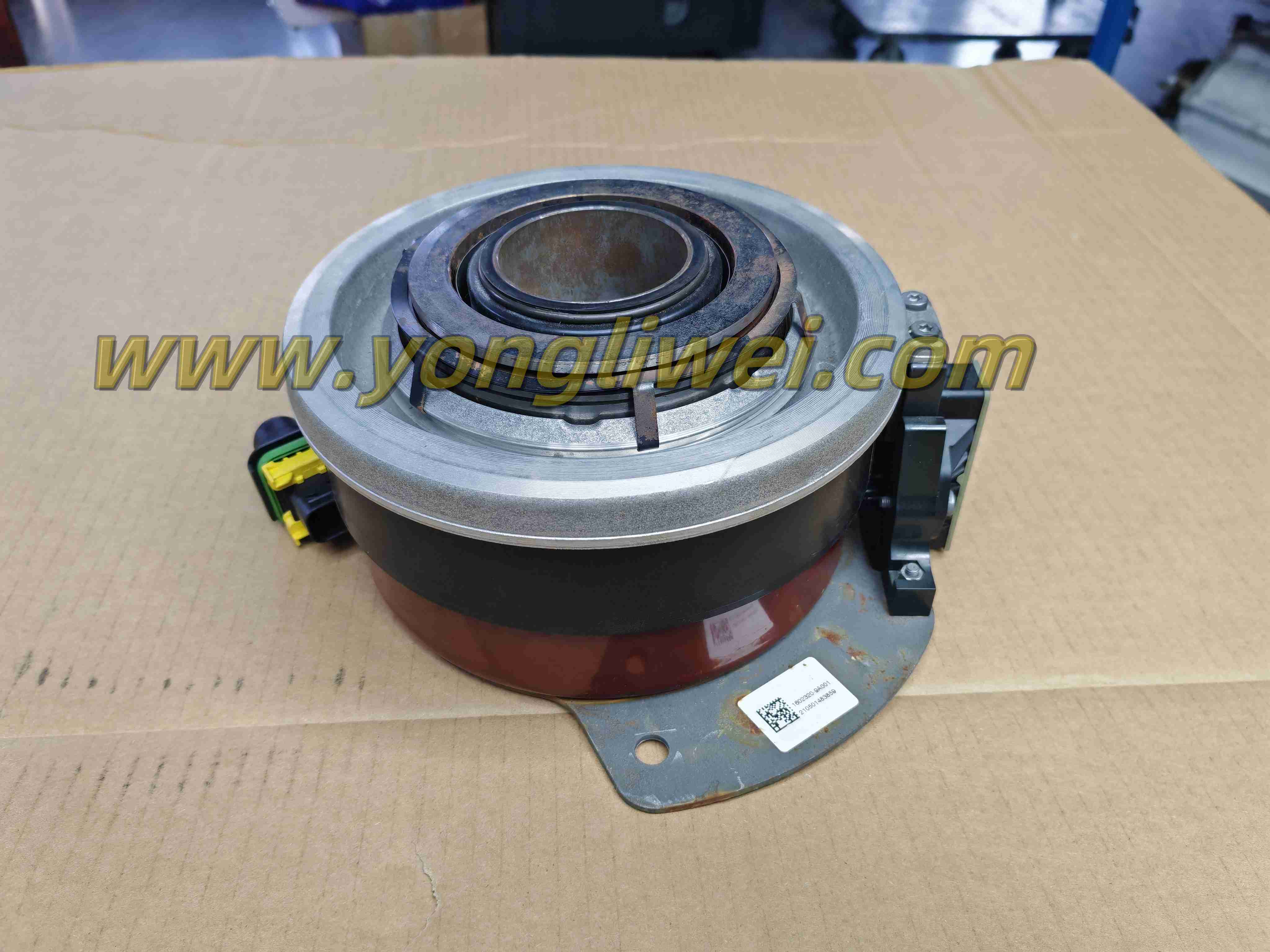 Sachs Adapter for Volvo Transmission Clutch Release Bearing 1602320-9A001