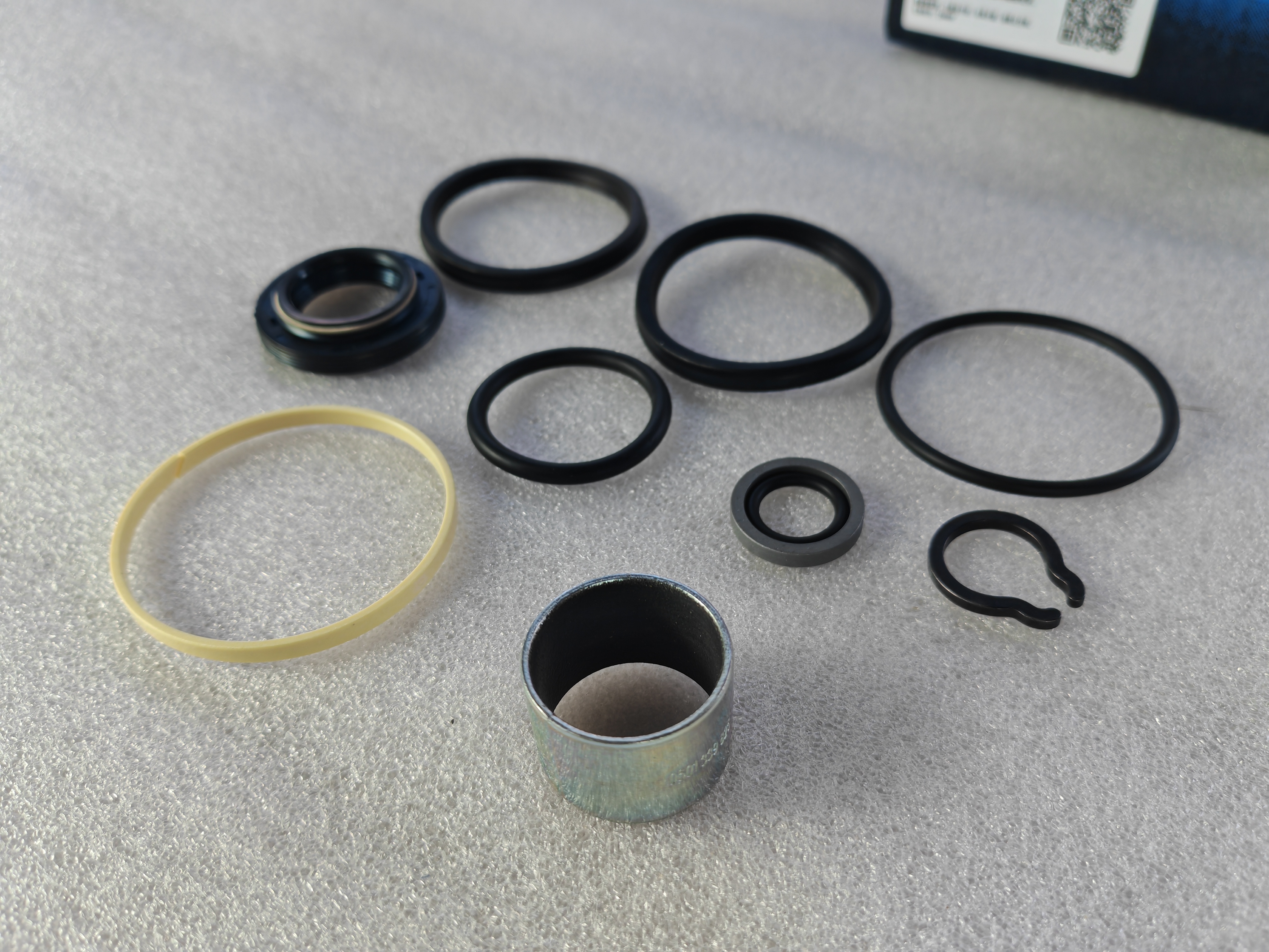ZF TRAXON 12TX2620 Transmission Assembly Cylinder Repair Kit 1358 298 010