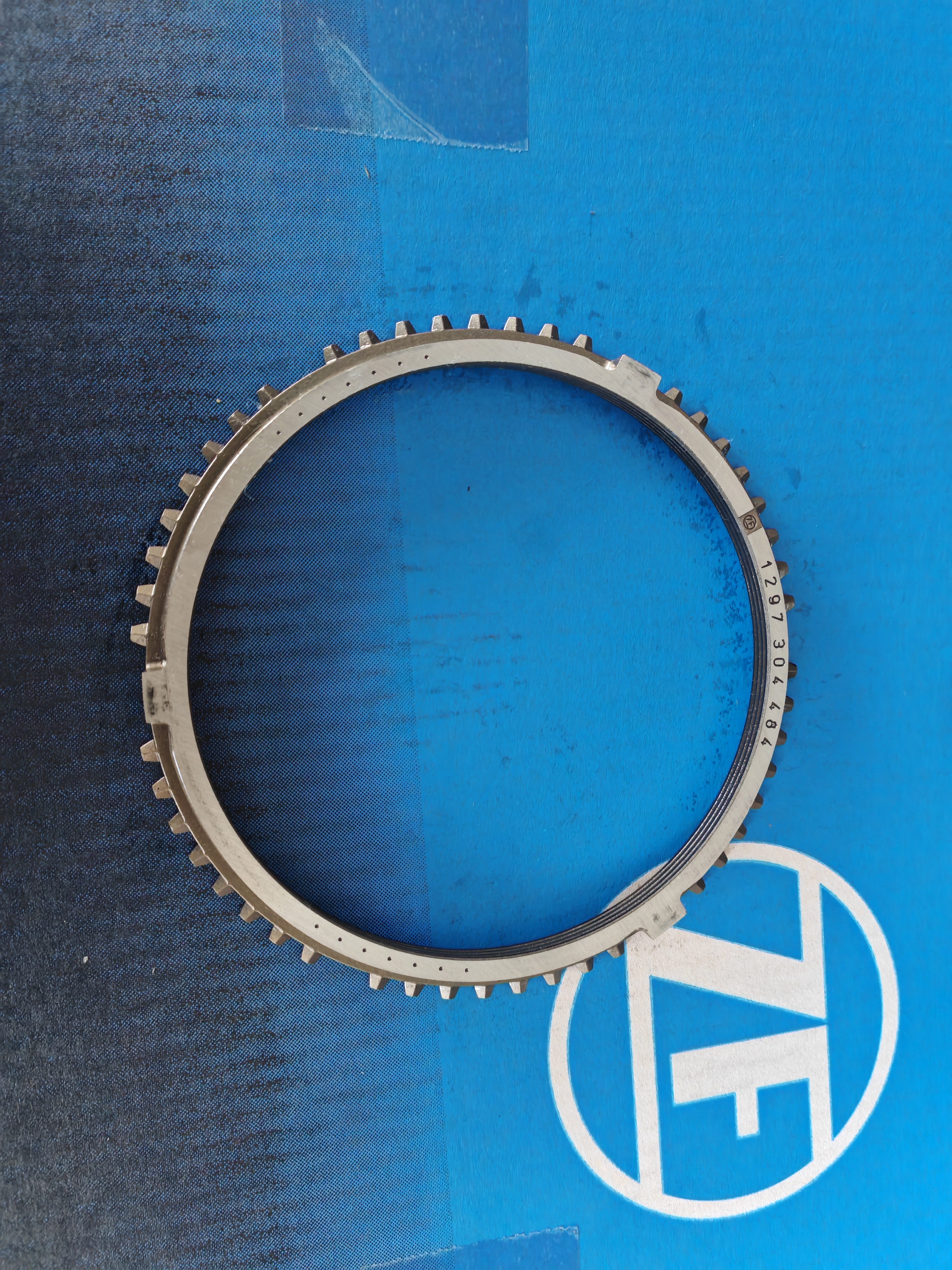 Original German-made ZF16S221 Gearbox Synchronizer 1297 304 484 Synchronizer Ring