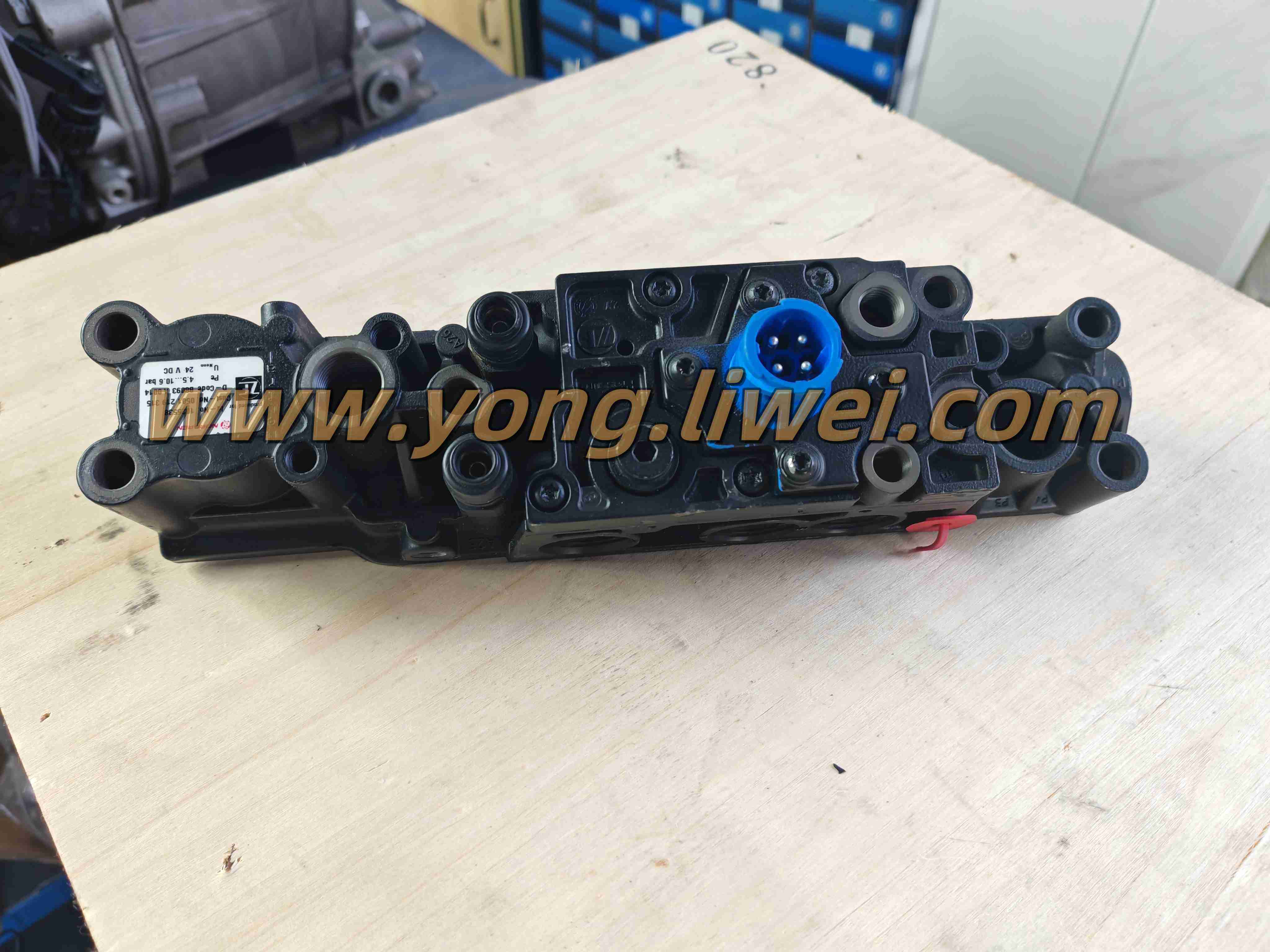 ZF 16-speed Gearbox Shift Control Mechanism Valve Body 0501219315