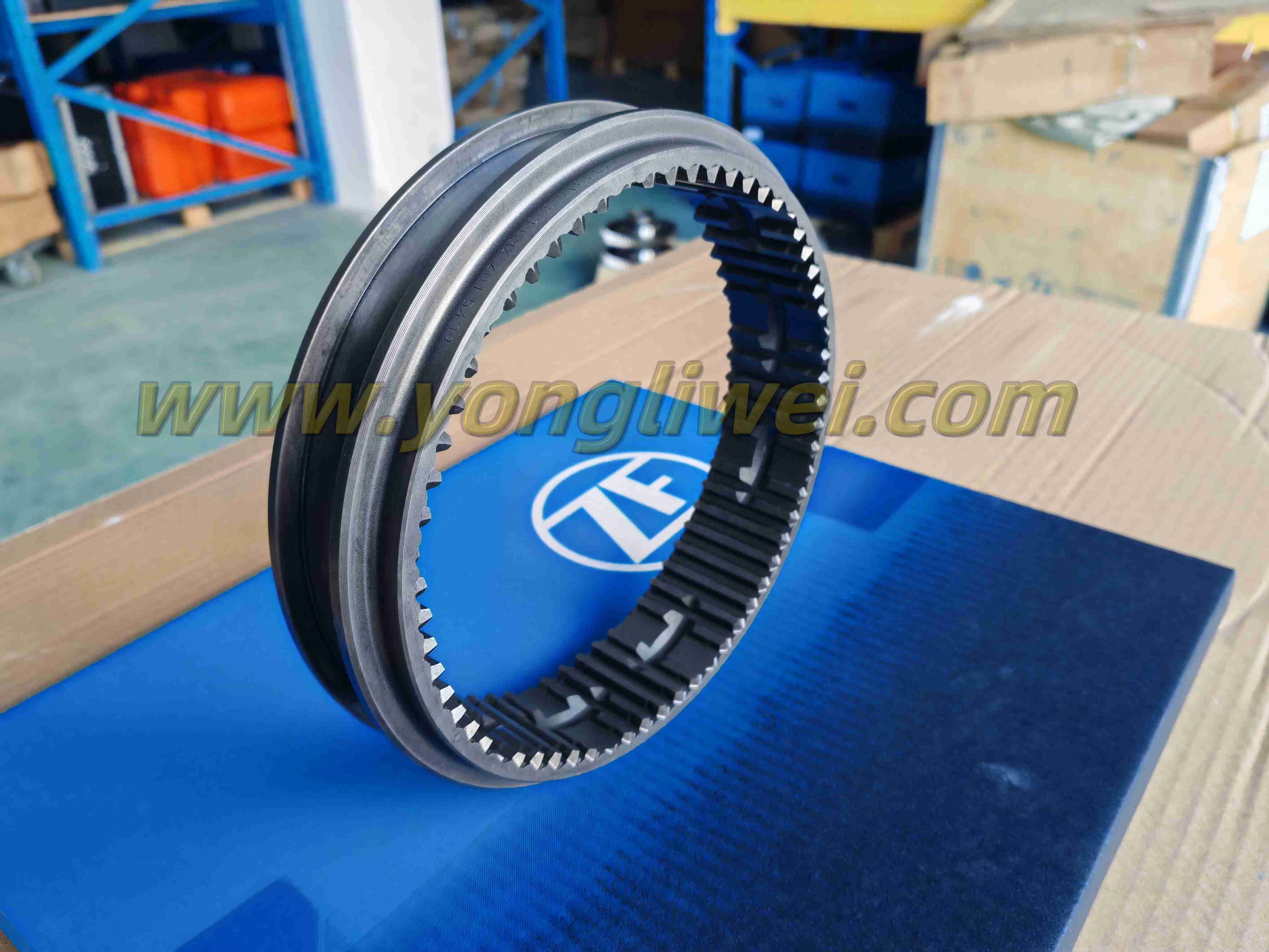 Original German-made ZF16S221 Gearbox Synchronizer 1316 334 034 Synchronizer Gear Sleeve