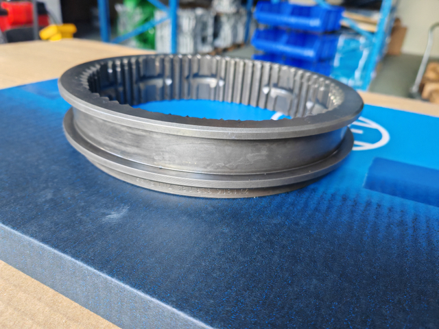 Original German-made ZF16S221 Gearbox Synchronizer 1316 334 034 Synchronizer Gear Sleeve