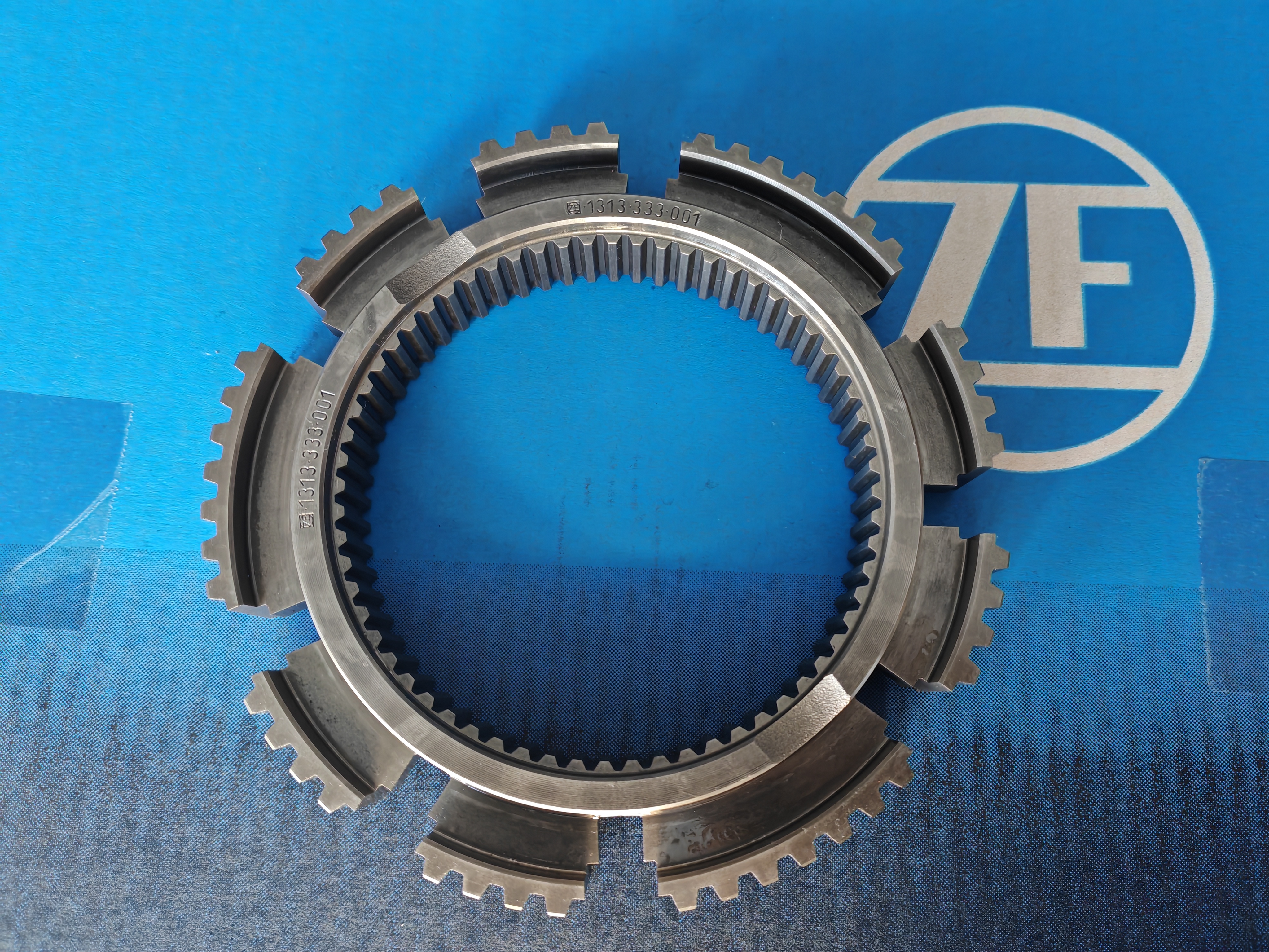 Original German-made ZF16S221 Gearbox Synchronizer 1313 333 001 Synchronizer Housing